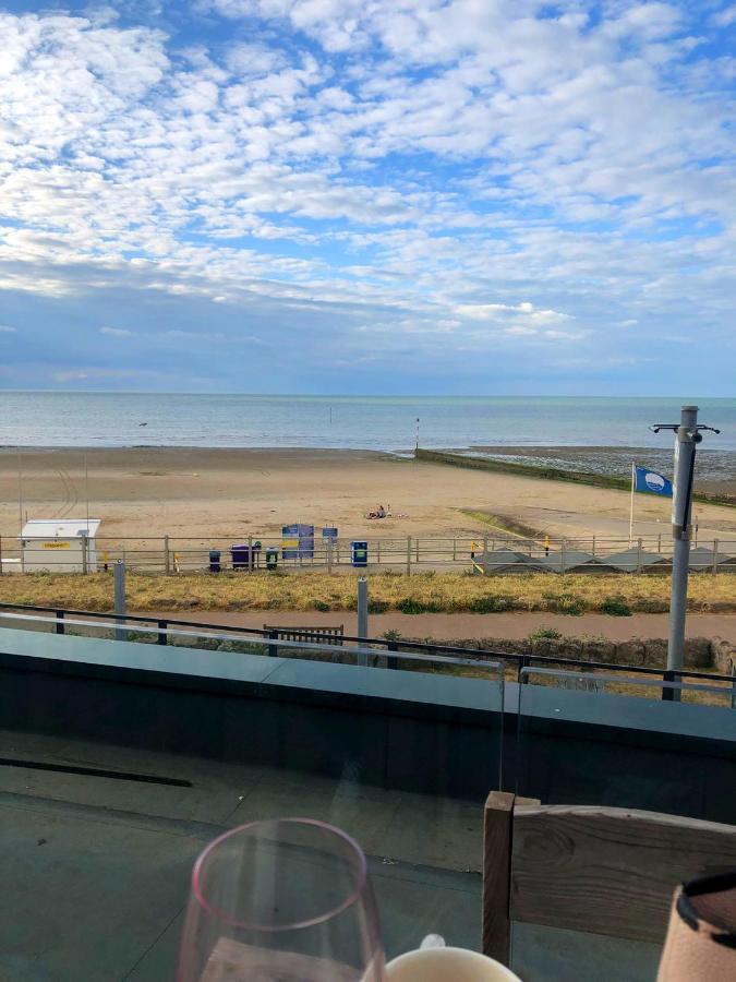 Good Ship Lollipop Lodge - Birchington-On-Sea - 6 Mins Drive To Minnis Bay Beach Dış mekan fotoğraf